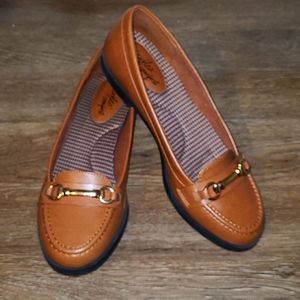 Women's flats Sz 6.5W